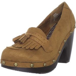 VINTAGE Unionbay chunky heels